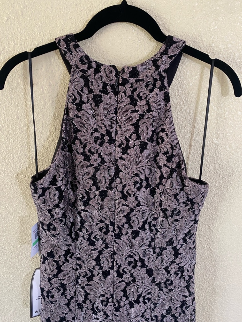 NWT Nightway Sleeveless Keyhole Halter Neck Glitter Lace Gown Size 8 - Picture 13 of 16